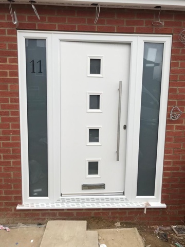 Front doors, photo 5