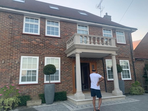 Front elevations, photo 2